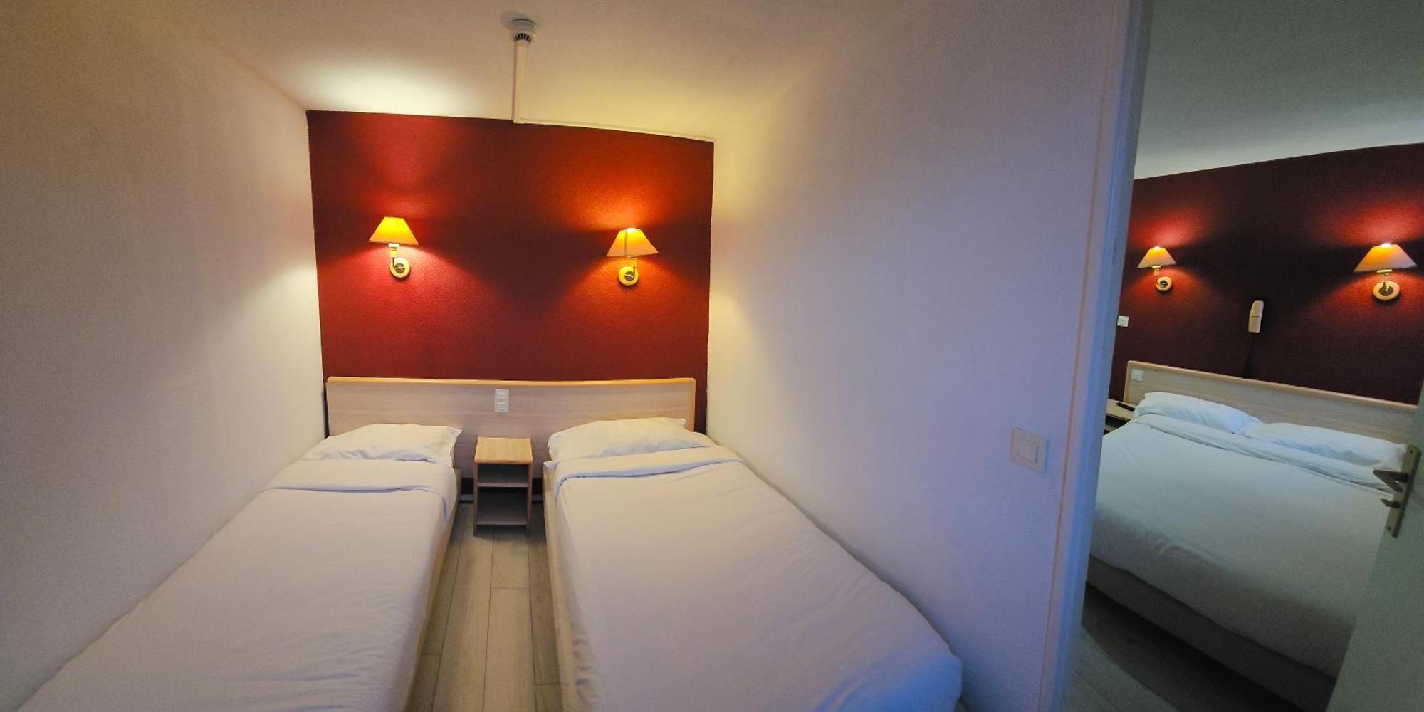 Hotel Coerona Лурд Экстерьер фото