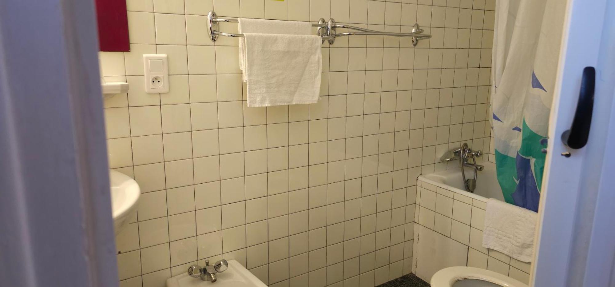 Hotel Coerona Лурд Экстерьер фото