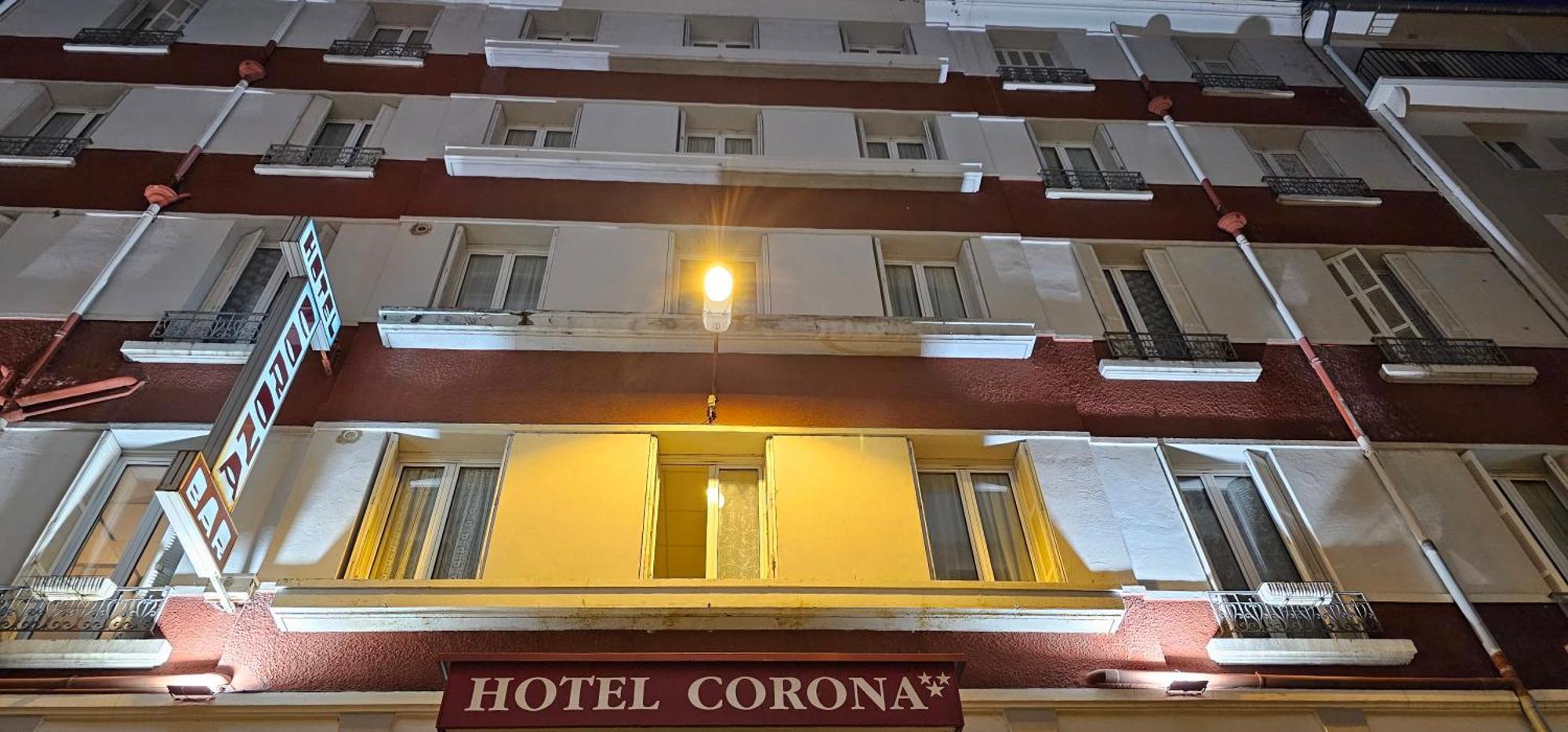 Hotel Coerona Лурд Экстерьер фото