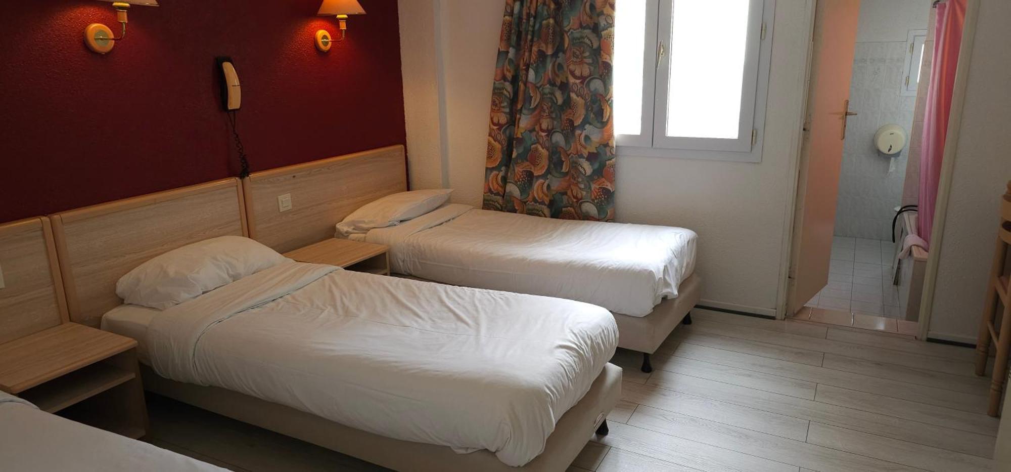 Hotel Coerona Лурд Экстерьер фото